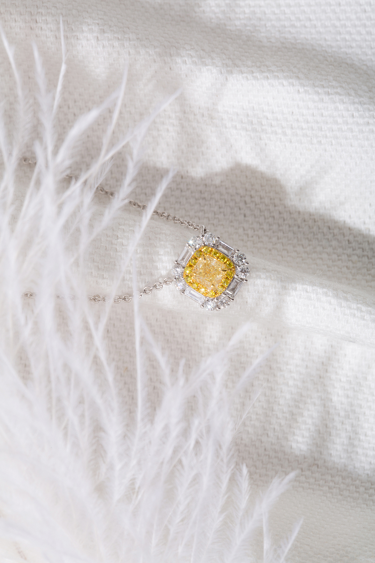 饰品（图ZMTU0MzMyODQ0） - 产品摄影 - 站酷设计师pangyiwen原创素材 - 站酷ZCOOL