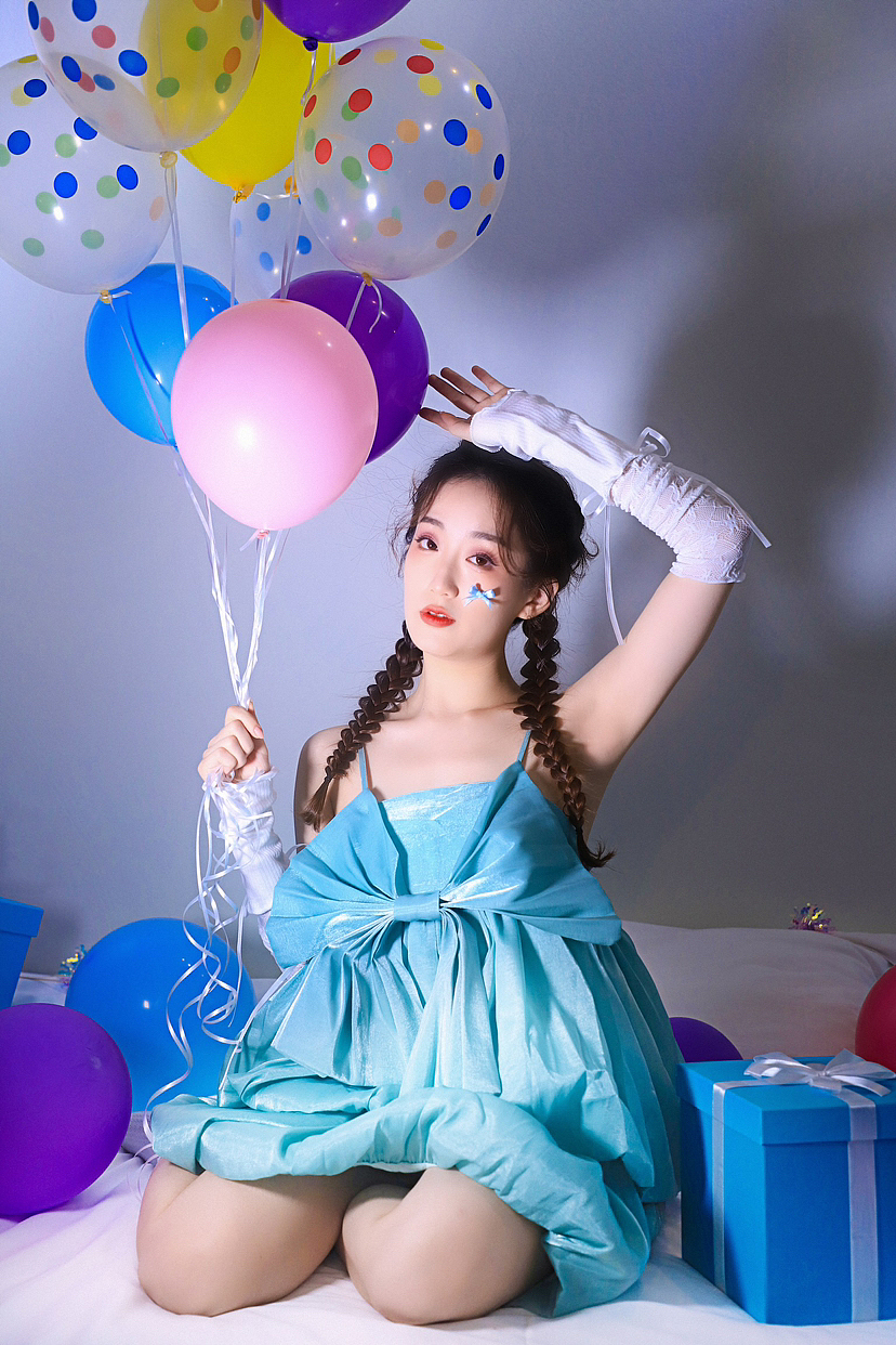 告白气球 少女写真