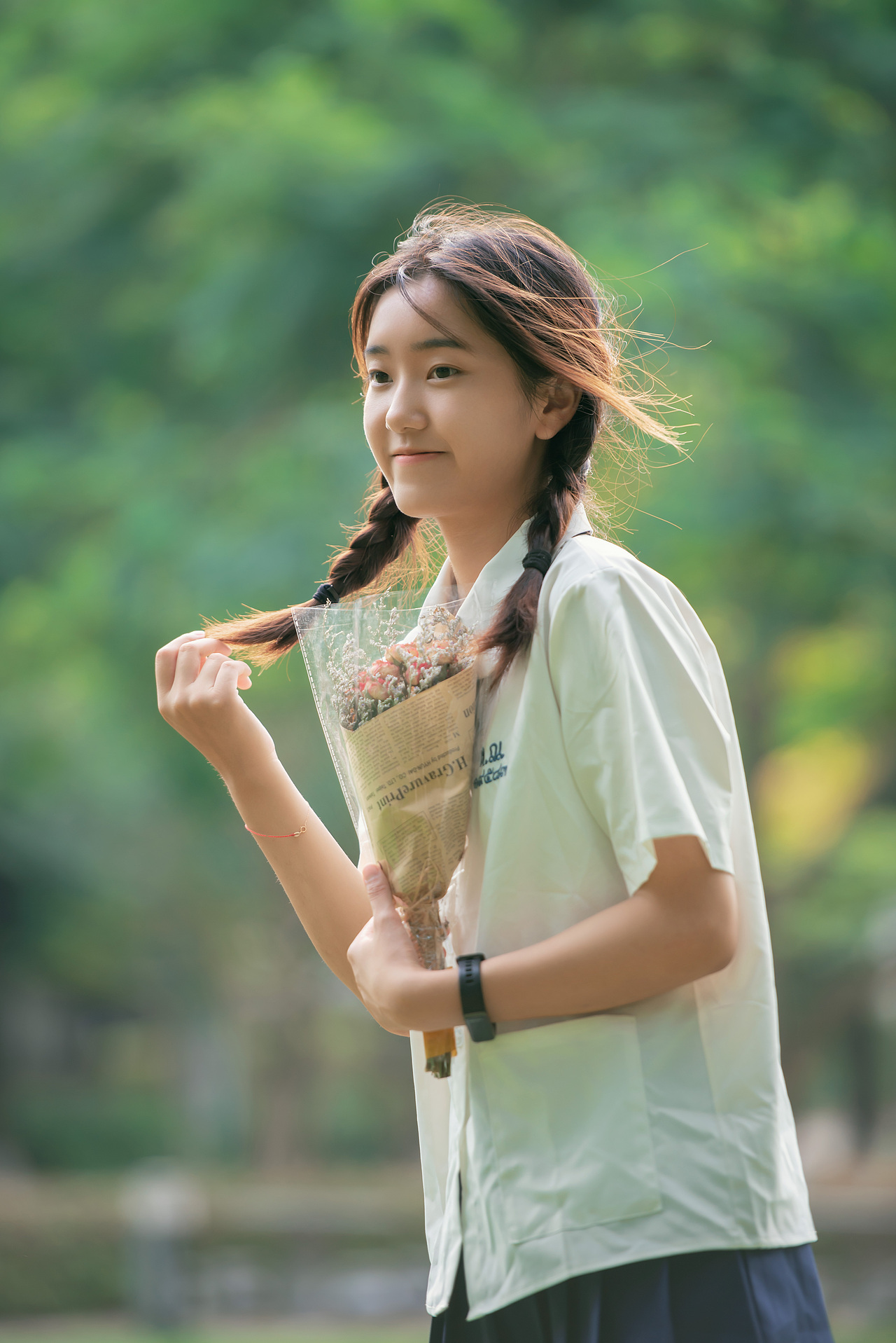 泰国校服人像摄影青春校园小清新双麻花辫子