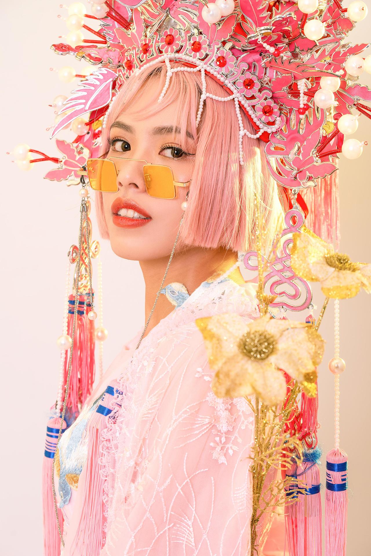 一组国潮风拍摄，模特是我自己，修图也是我自己。（图ZMjM1NTA1MjI4） - 人像摄影 - 站酷设计师木姑娘是个小甜甜原创素材 - 站酷ZCOOL