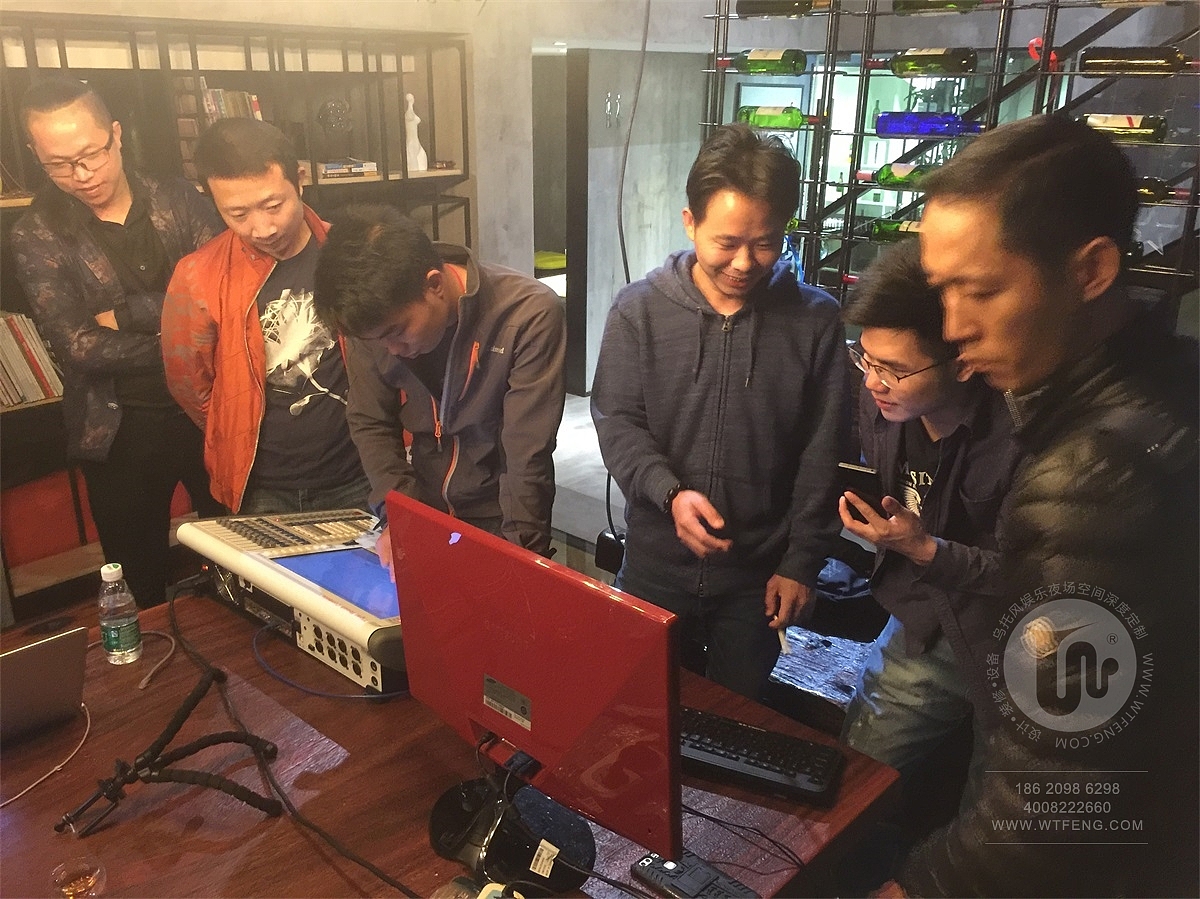 專業(yè)酒吧設計方案源自于你選擇怎樣的酒吧裝修設計公司（圖ZMTM1MTIzMTA4） - 家裝設計 - 站酷設計師wtfeng原創(chuàng)素材 - 站酷ZCOOL