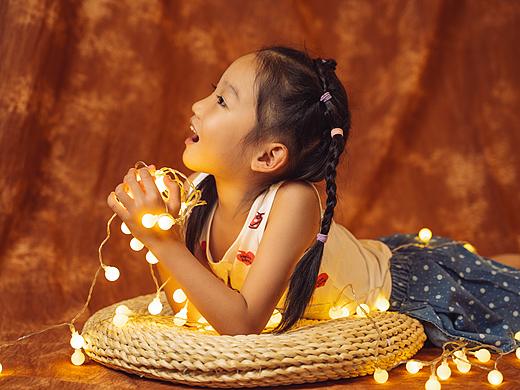 小女孩（個(gè)人主頁(yè)-ZNDgwMjAwNjA=） - 人像攝影 - 站酷設(shè)計(jì)師Sheon原創(chuàng)素材 - 站酷ZCOOL