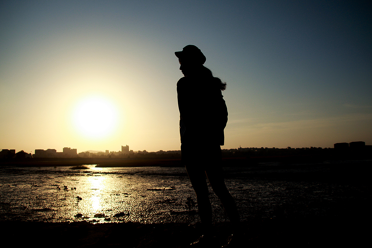 日出（图ZMTgzNDY2MDMy） - 人像摄影 - 站酷设计师岞海印象原创素材 - 站酷ZCOOL