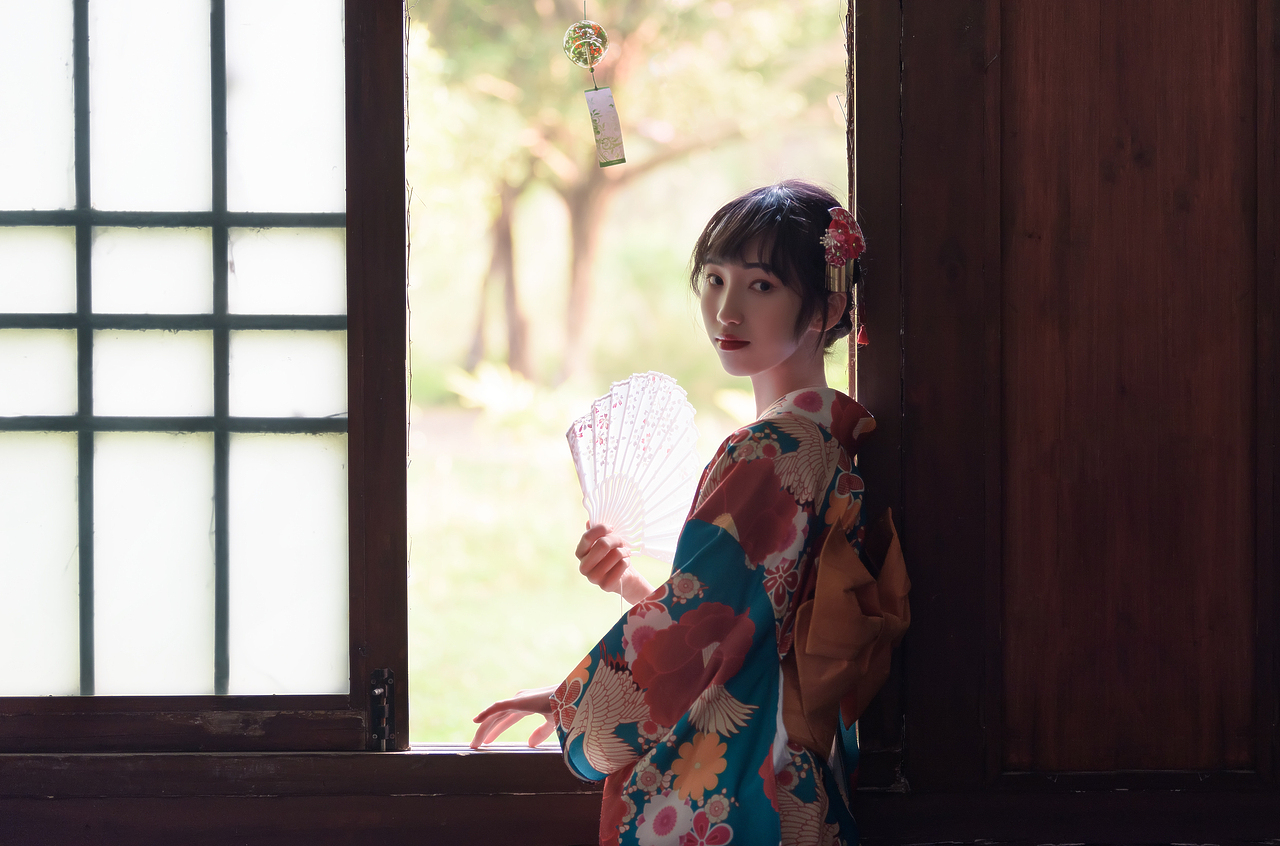 穿和服的小仙女