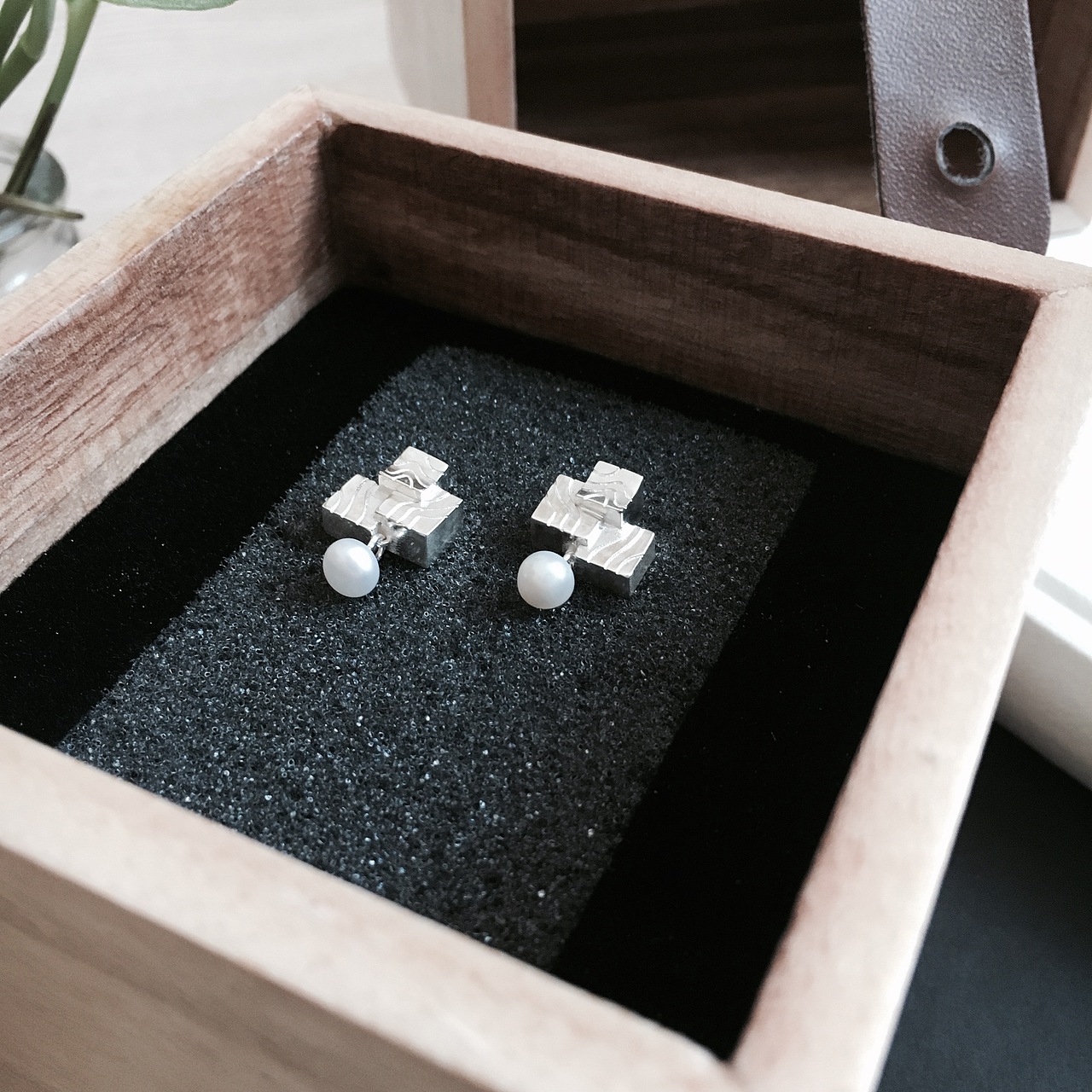 言语之外 品牌成立五周年特别回馈套装【年轮】