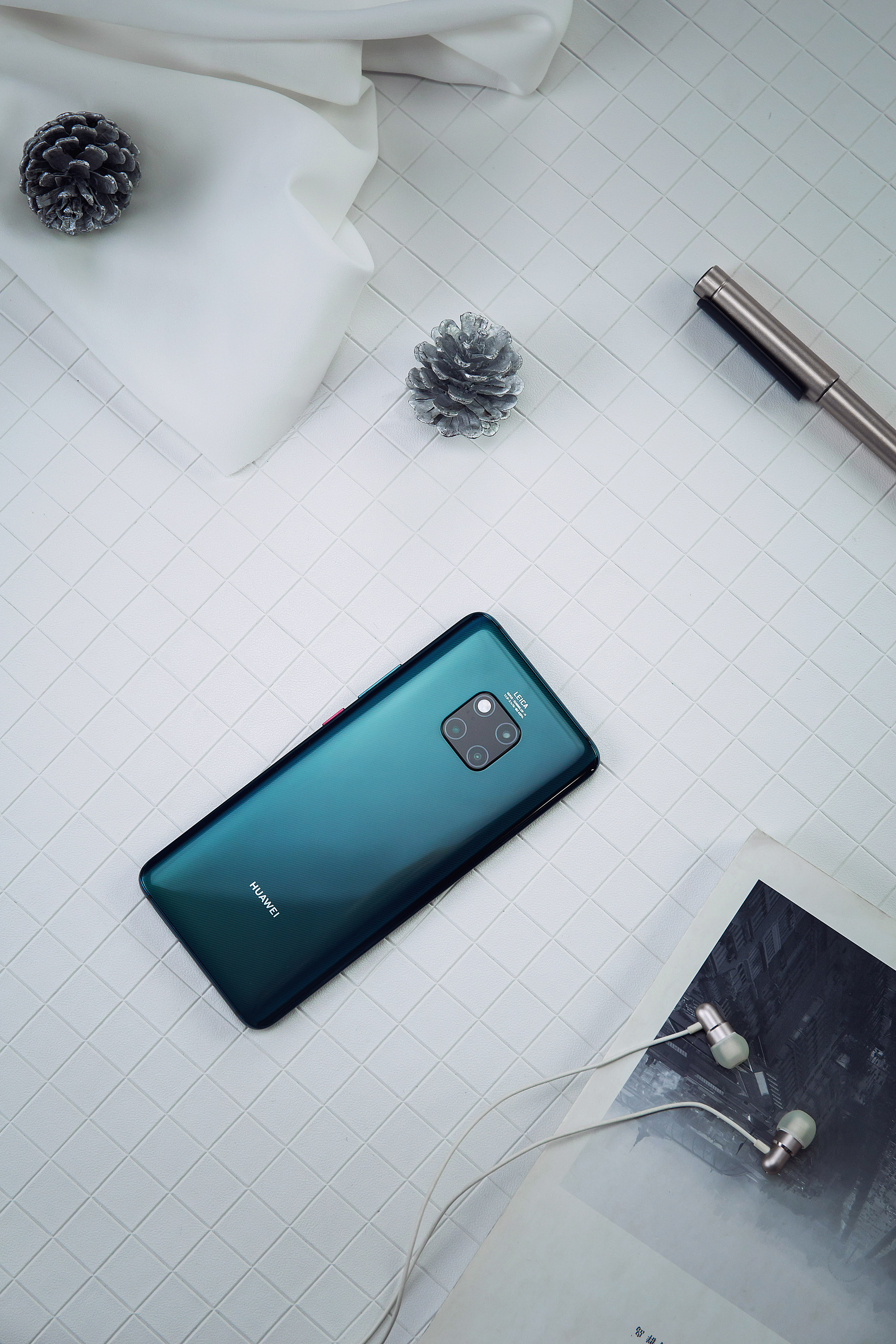 华为mate 20 pro翡冷翠