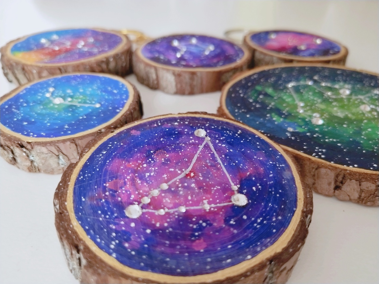 木片画水彩星空