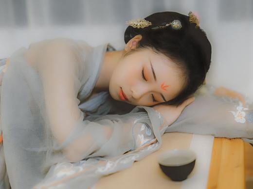汉服小姐姐