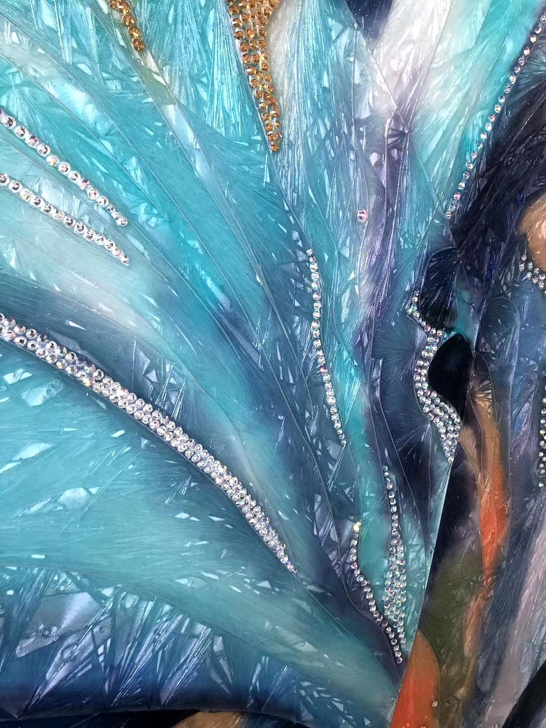 有风的时候,就用力去追