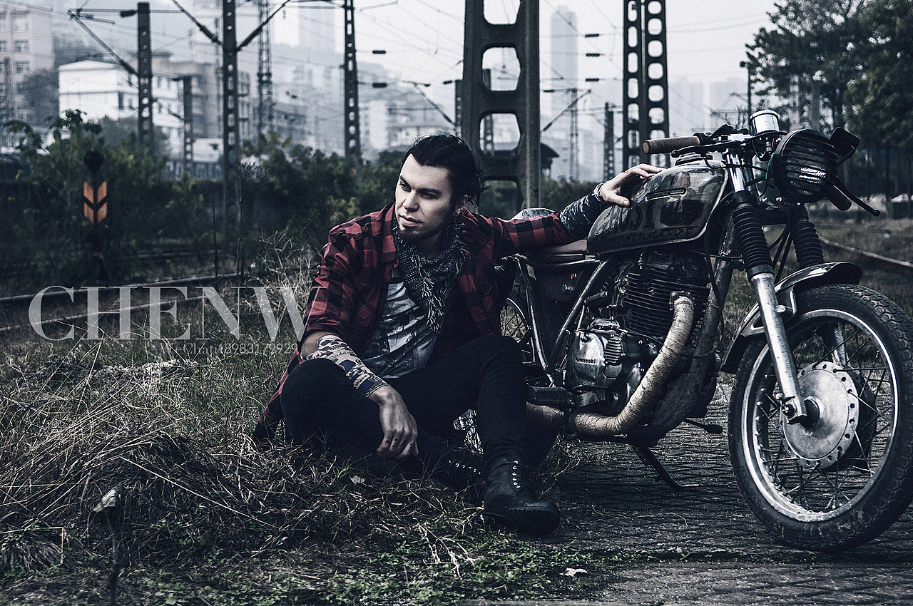 复古机车人像摄影