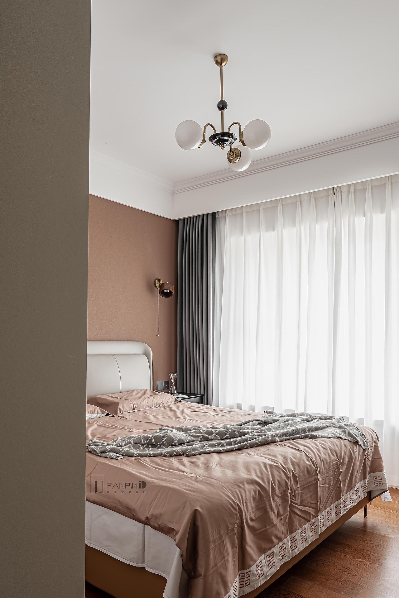 颠覆恒大精装房,两位医学硕士的现代复古之家