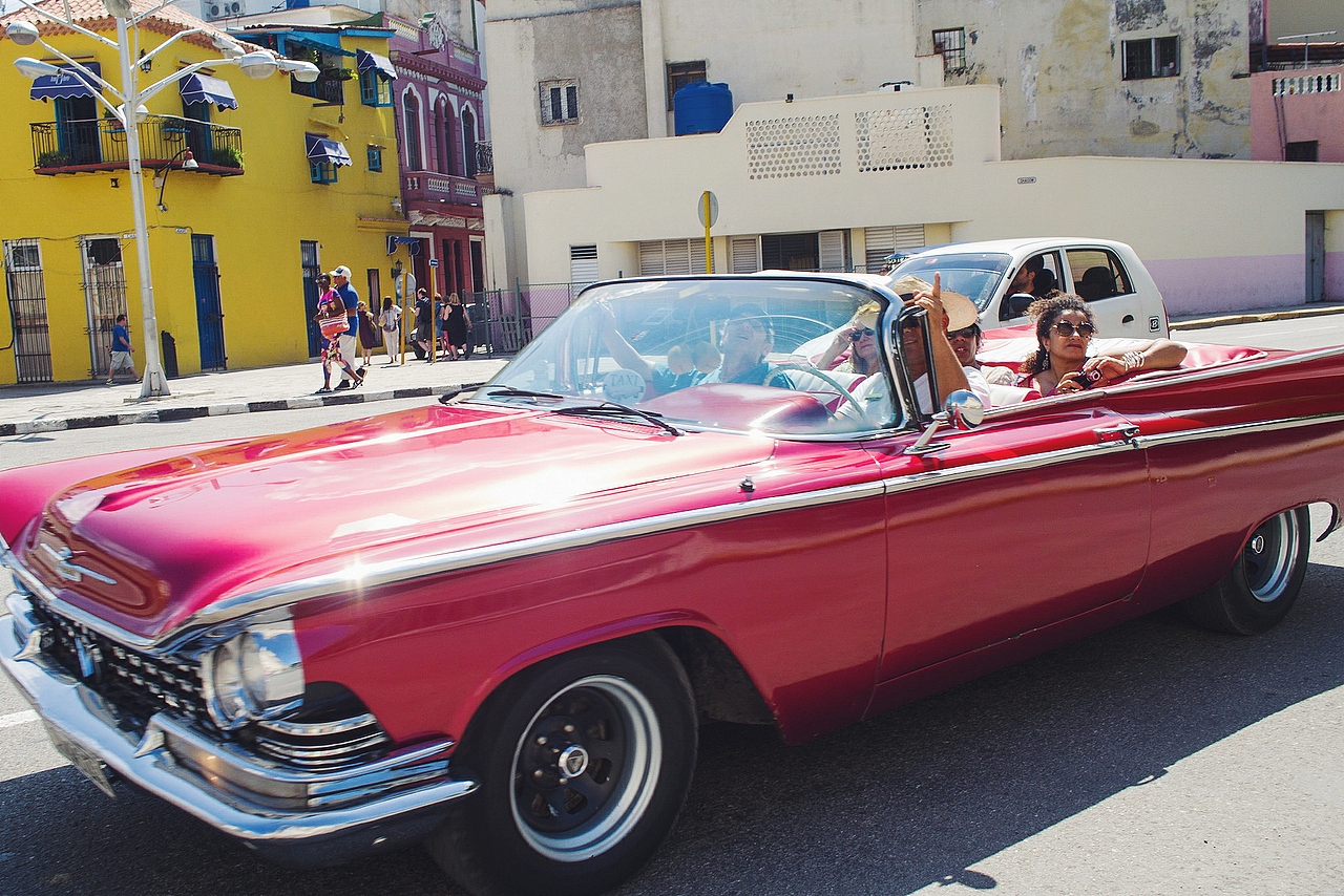 相约在古巴,相聚在《名流》