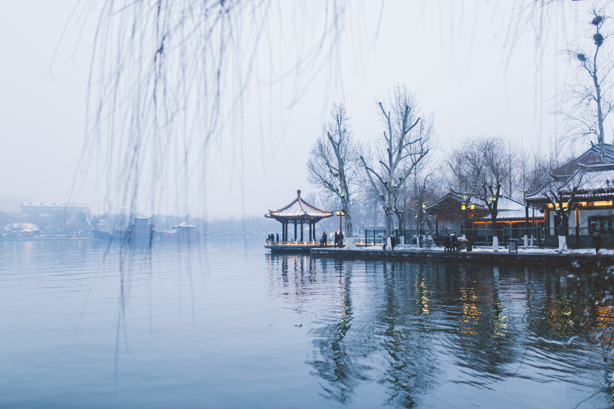 济南大明湖风景区高清图片下载-正版图片500379661-摄图网