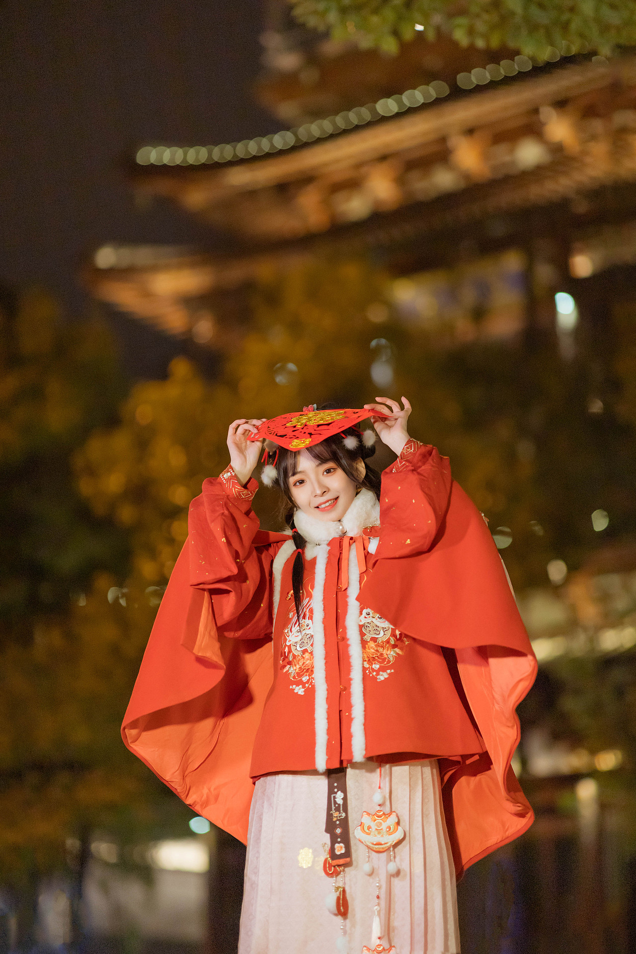 春节夜景汉服写真