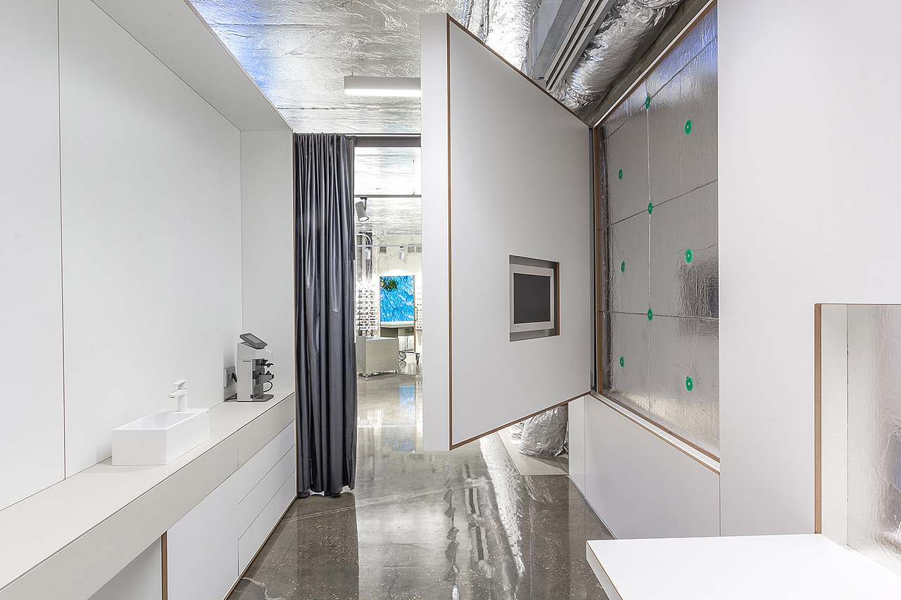 Friends & Frames眼镜店