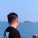 靠設計吃饭的人的头像