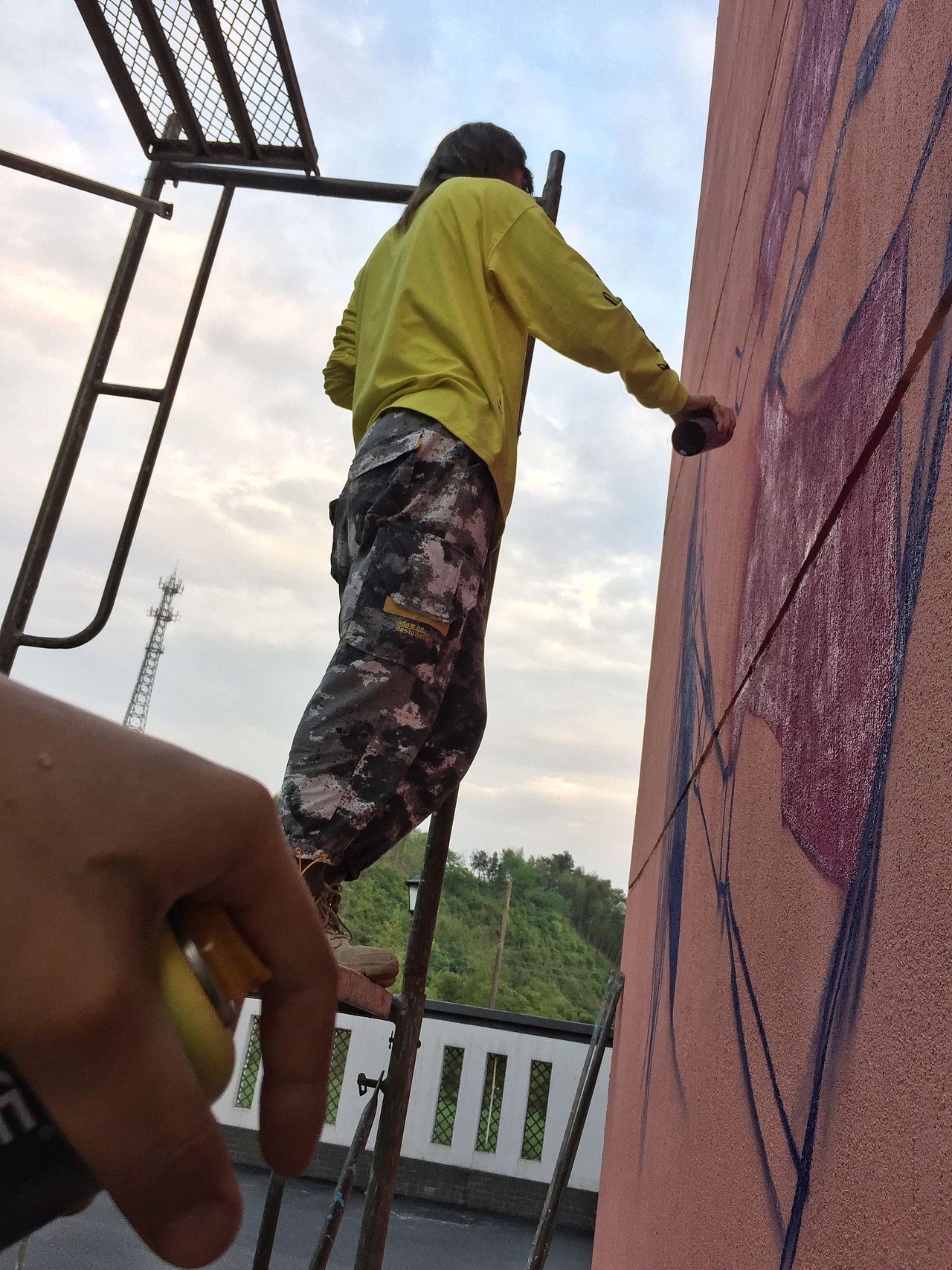 涂鸦作品《DREAM,LOVE,FUTURE》