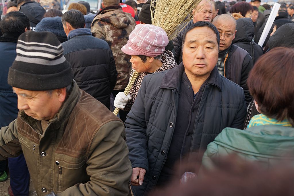 【原片记录，年前的那个集市】（图ZMTk1MzAzNjIw） - 人文/纪实摄影 - 站酷设计师子禾哥哥原创素材 - 站酷ZCOOL