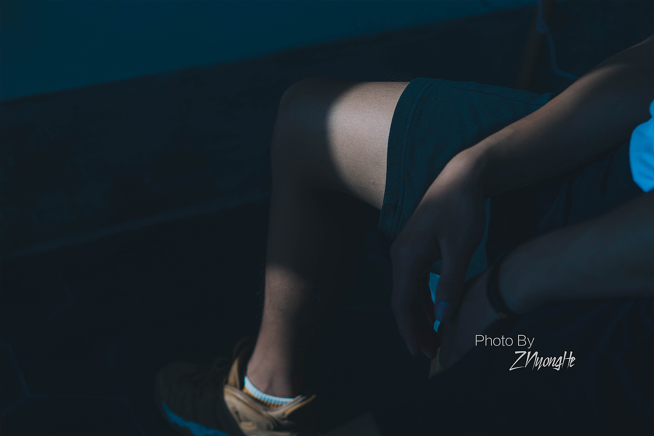 奶茶店二楼的….果体