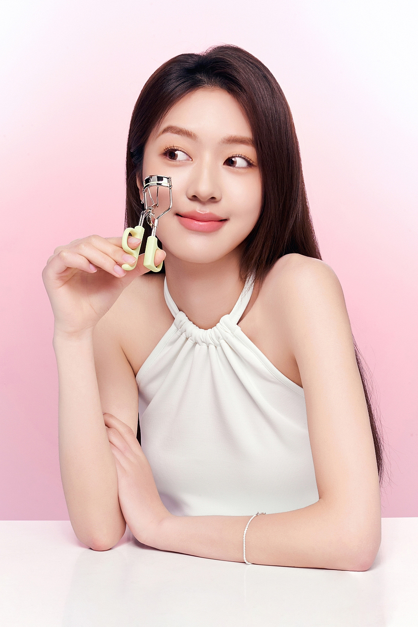 拍了拍素之然（图ZMzY1MzQ4OTY0） - 时尚/艺术摄影 - 站酷设计师星汉模特经纪miki原创素材 - 站酷ZCOOL