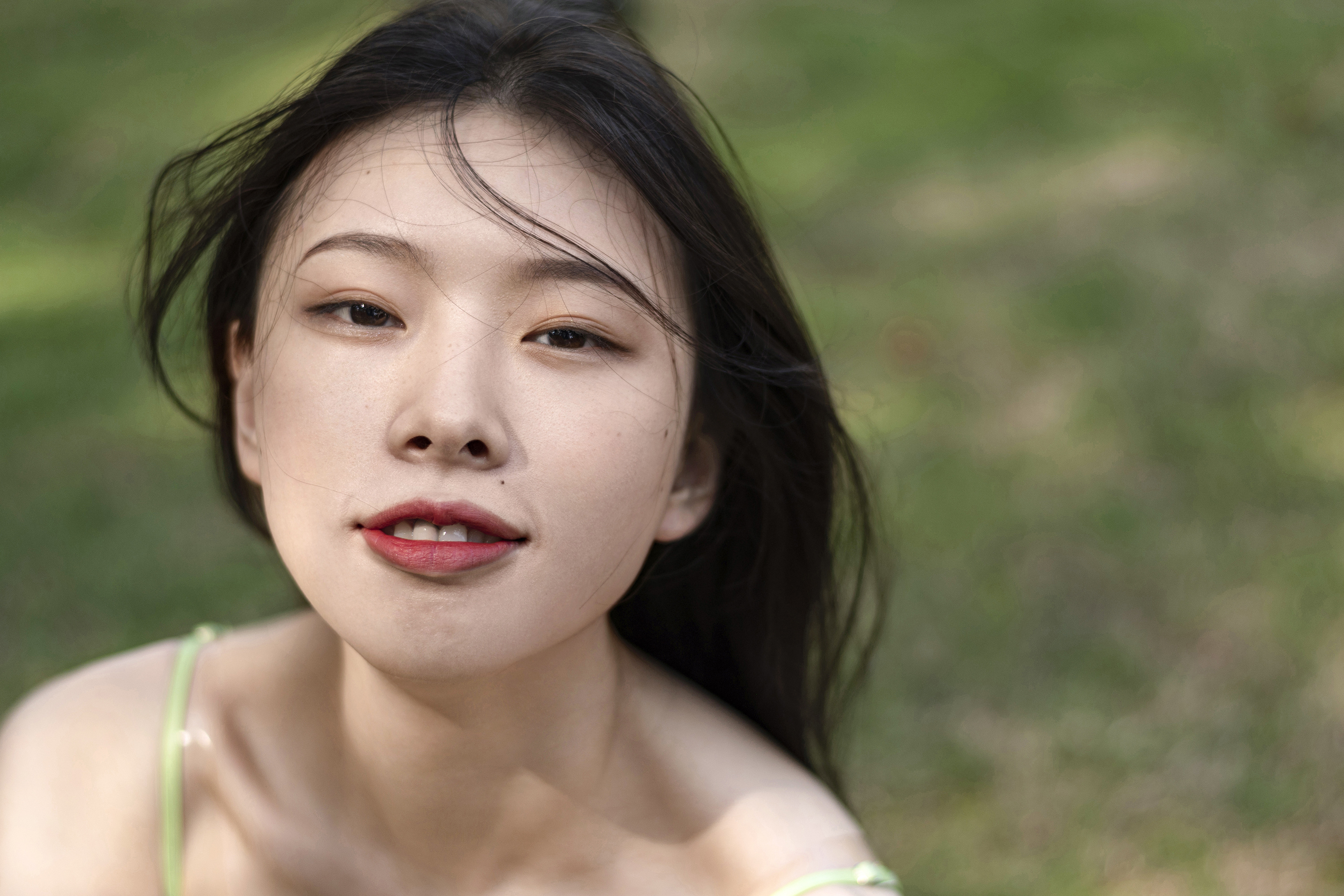 春绿|摄影|人像摄影|宝藏学习委员 - 原创作品 - 站酷 (zcool)