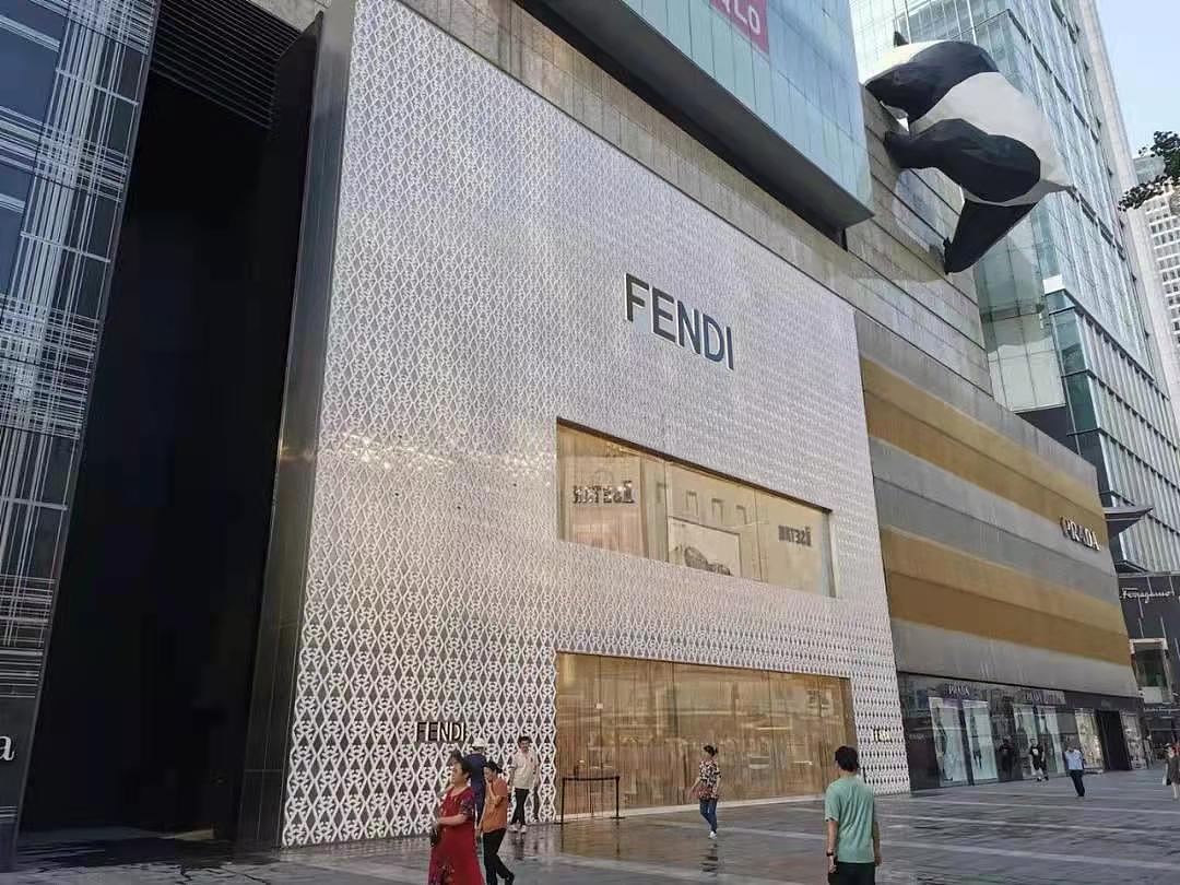 YPG全球顶建筑立面高温釉3D打印特色艺术玻璃表现