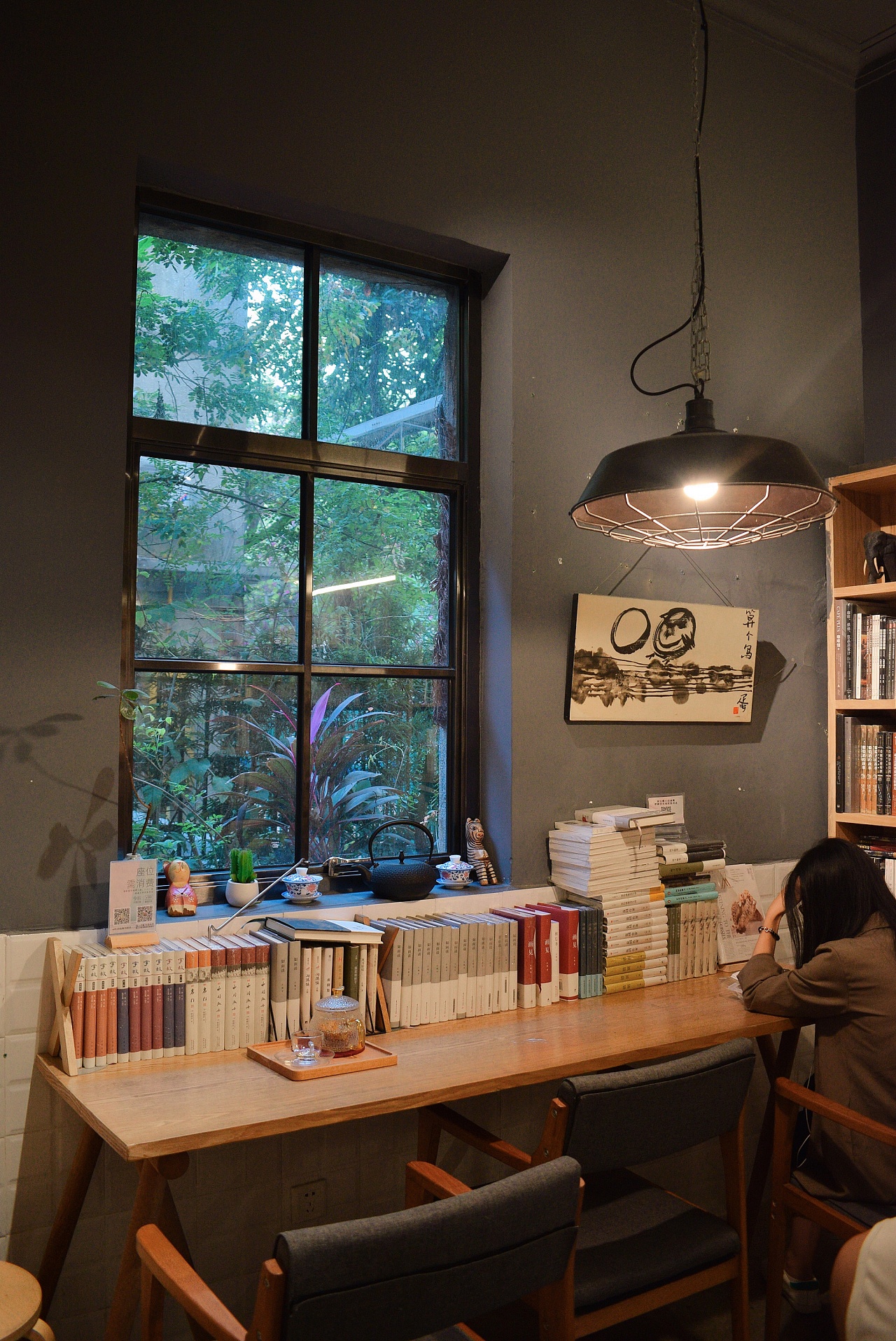 一家旧屋改造的文艺书店#佛山最美书店