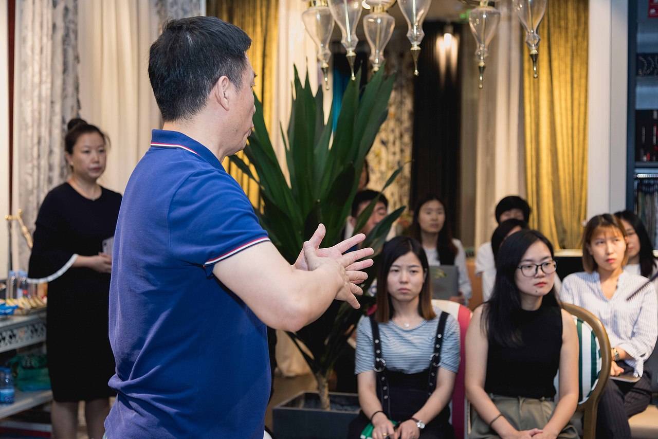 与AMBERLEY HOUSE合作 拍摄店内授课案例（图ZMTk4NDE4OTA0） - 宣传物料 - 站酷设计师摄影师樊玉亮原创素材 - 站酷ZCOOL