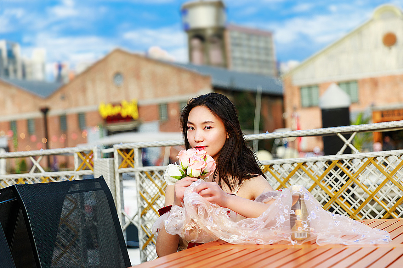 太古倉(cāng)碼頭——街拍（圖ZMjE1ODU5ODQ4） - 人像攝影 - 站酷設(shè)計(jì)師小S視覺(jué)原創(chuàng)素材 - 站酷ZCOOL