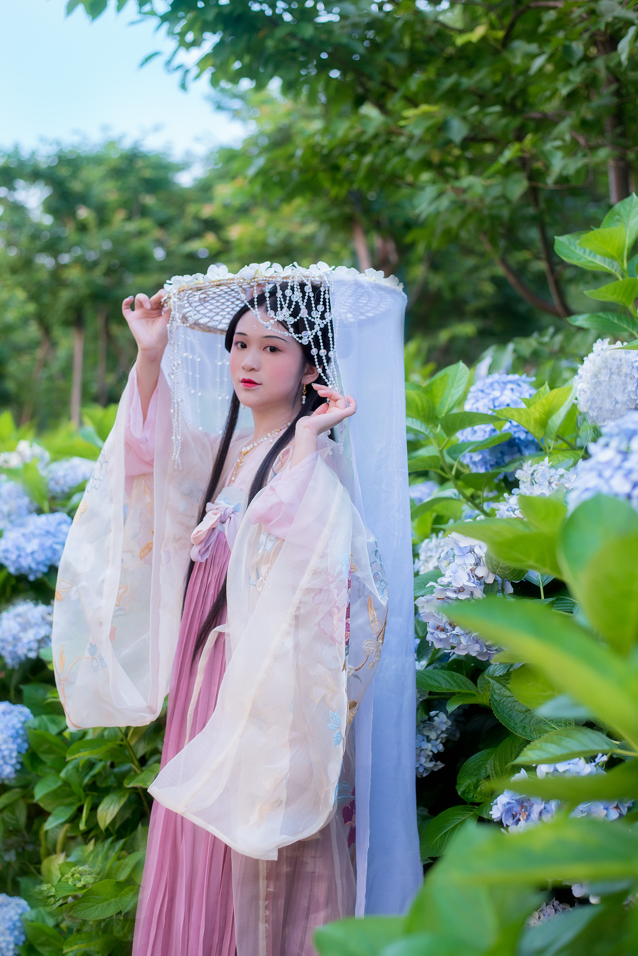 客\绣球花（图ZMTY2NjkxNjk2） - 人像摄影 - 站酷设计师荮桑不是药桑原创素材 - 站酷ZCOOL