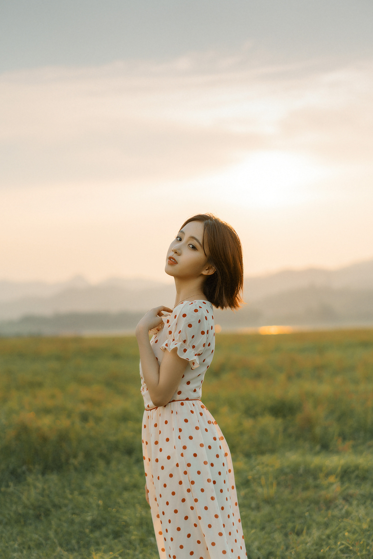夏日已所剩无几（图ZMTc1ODkzNDg4） - 人像摄影 - 站酷设计师别动我相机原创素材 - 站酷ZCOOL