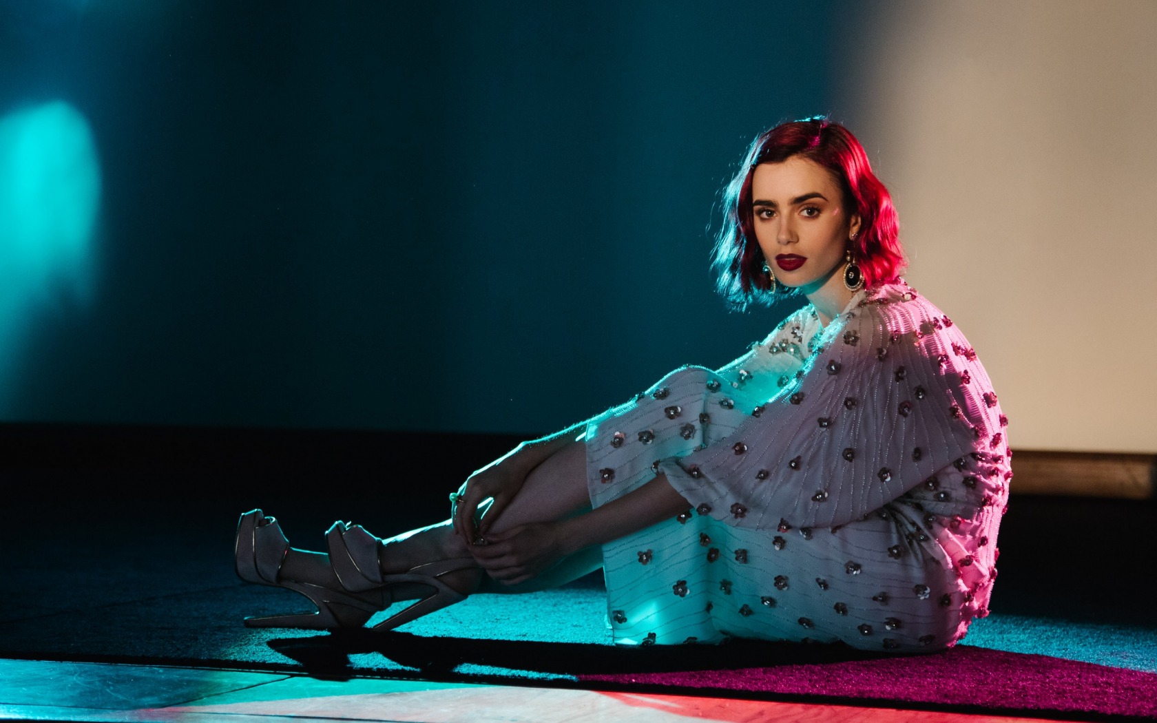 向往光芒的個人主頁（背景預(yù)覽） - 主頁背景設(shè)置 - 站酷設(shè)計師向往光芒原創(chuàng)素材 - 站酷ZCOOL