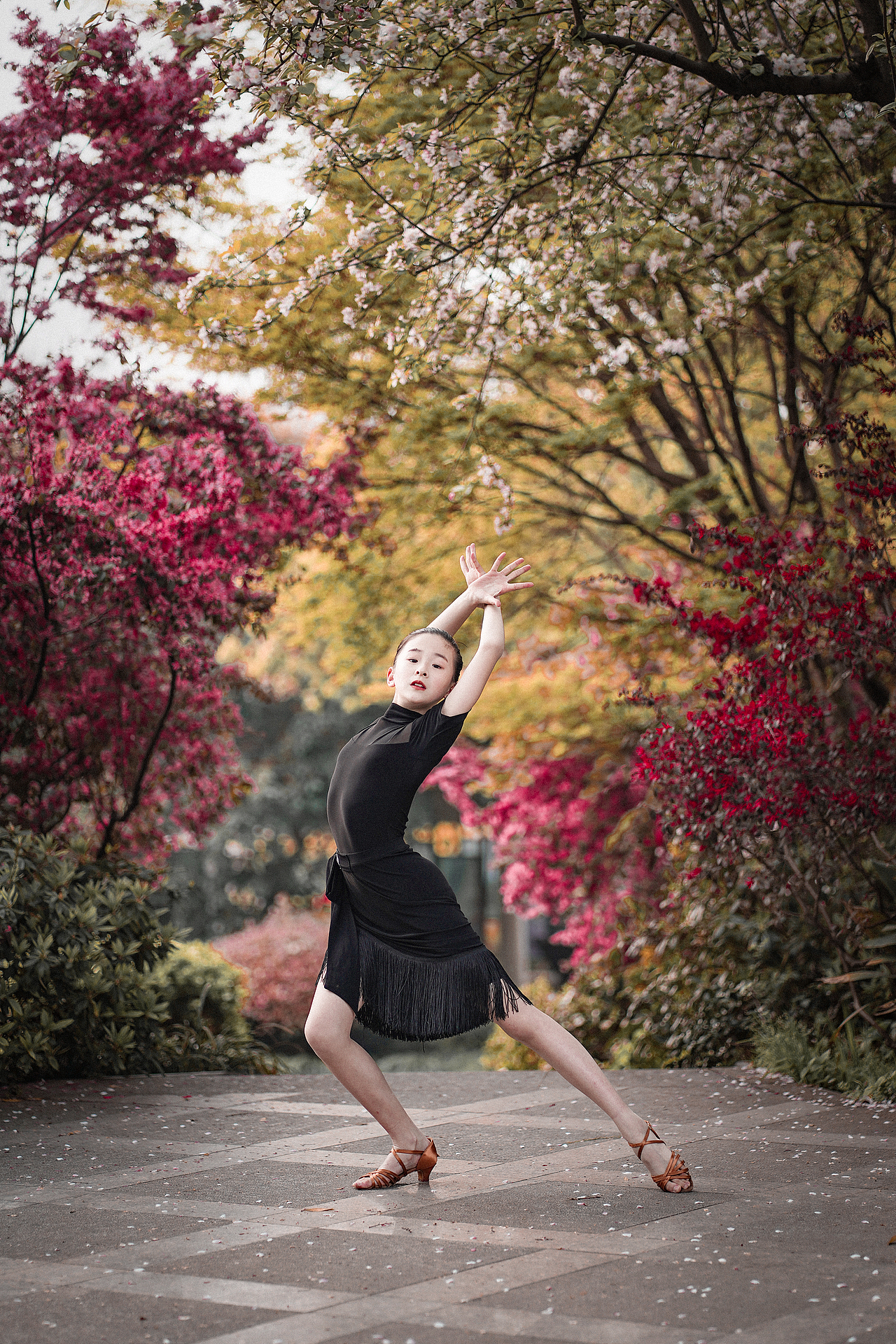 爱跳舞的女孩👧