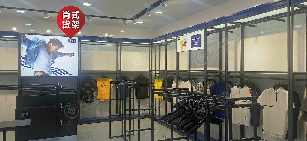 男装店橱窗道具货架 KM服装展示架 服装落地架供应商