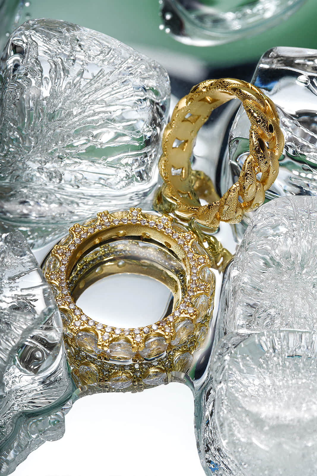 冰与珠宝创意拍摄（图ZMjkxOTgyMzA0） - 产品摄影 - 站酷设计师风洲摄影原创素材 - 站酷ZCOOL