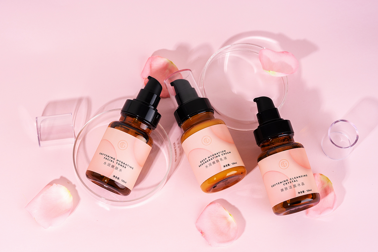 一些化妝品護(hù)膚品產(chǎn)品攝影（圖ZMjQ5NzU3MDI0） - 產(chǎn)品攝影 - 站酷設(shè)計(jì)師四季山莊小詩(shī)妹原創(chuàng)素材 - 站酷ZCOOL