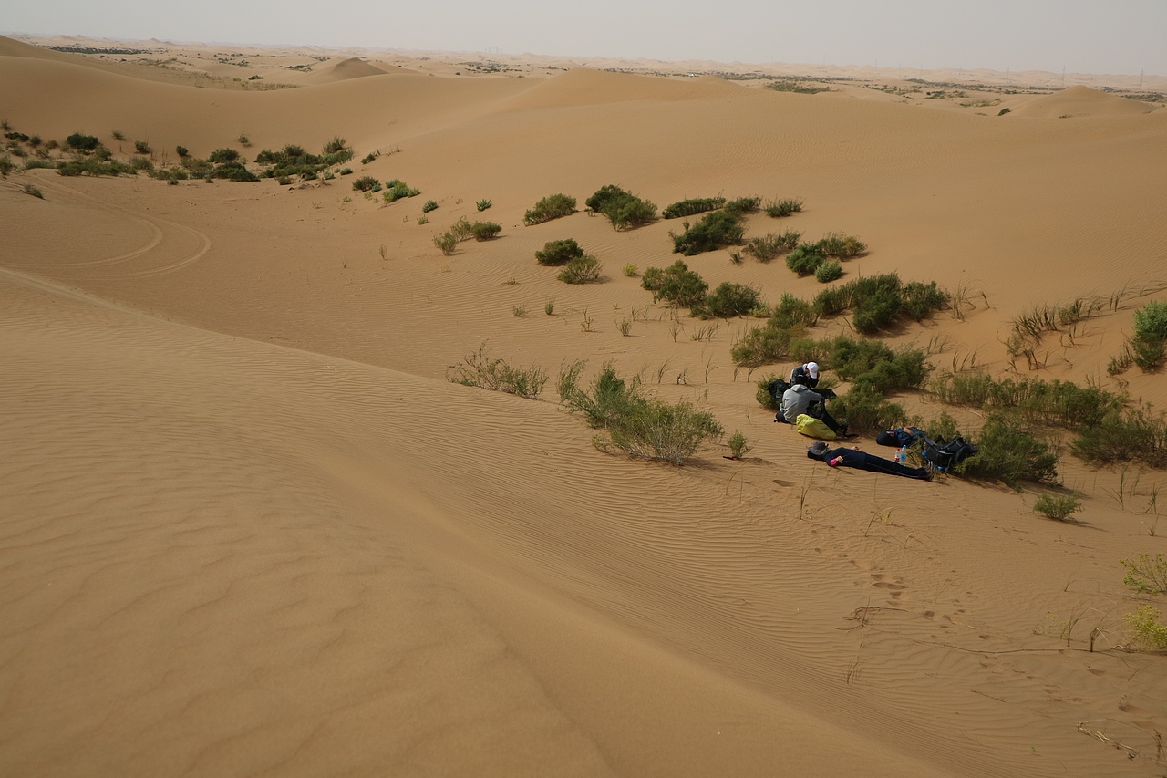 沙漠之旅（图ZMTAxMDY0MTAw） - 风光摄影 - 站酷设计师阿伟OVO原创素材 - 站酷ZCOOL