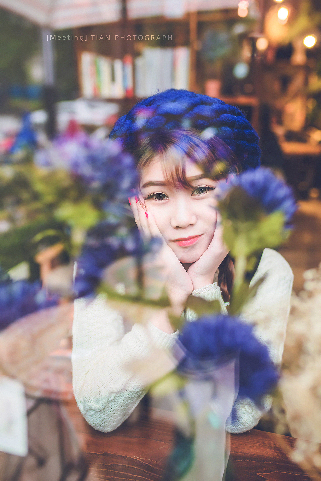 《遇见》——花社里的美少女（图ZNDA3MDc0MDQ=） - 人像摄影 - 站酷设计师travelling_t原创素材 - 站酷ZCOOL