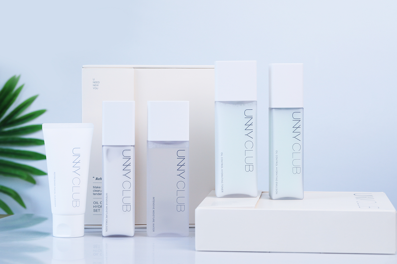 韩国小众护肤品拍摄（图ZMjYzNDc3NTcy） - 电商 - 站酷设计师张佩钰原创素材 - 站酷ZCOOL