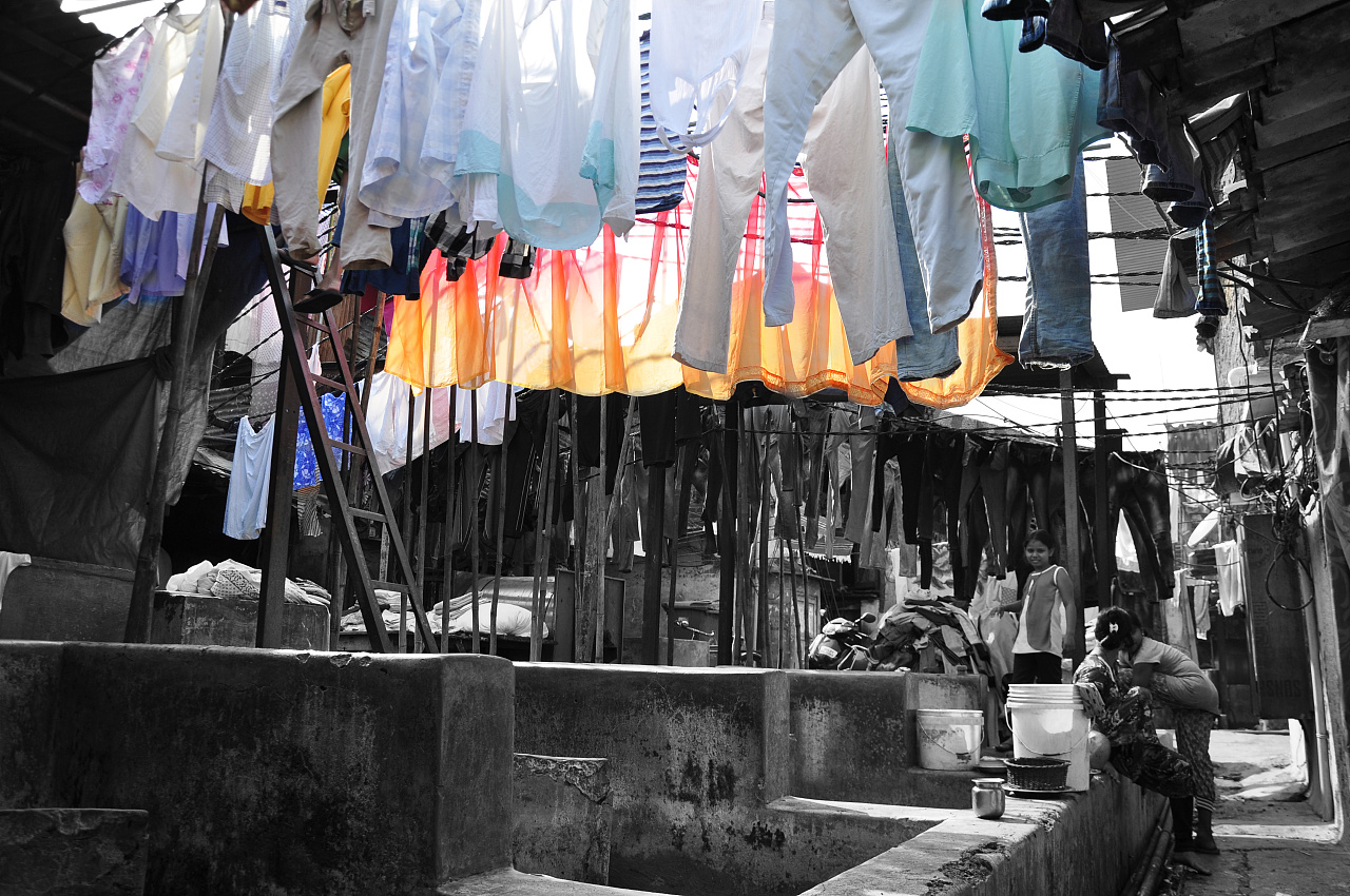 印度孟买千人洗衣场 实拍洗衣工的真实生活