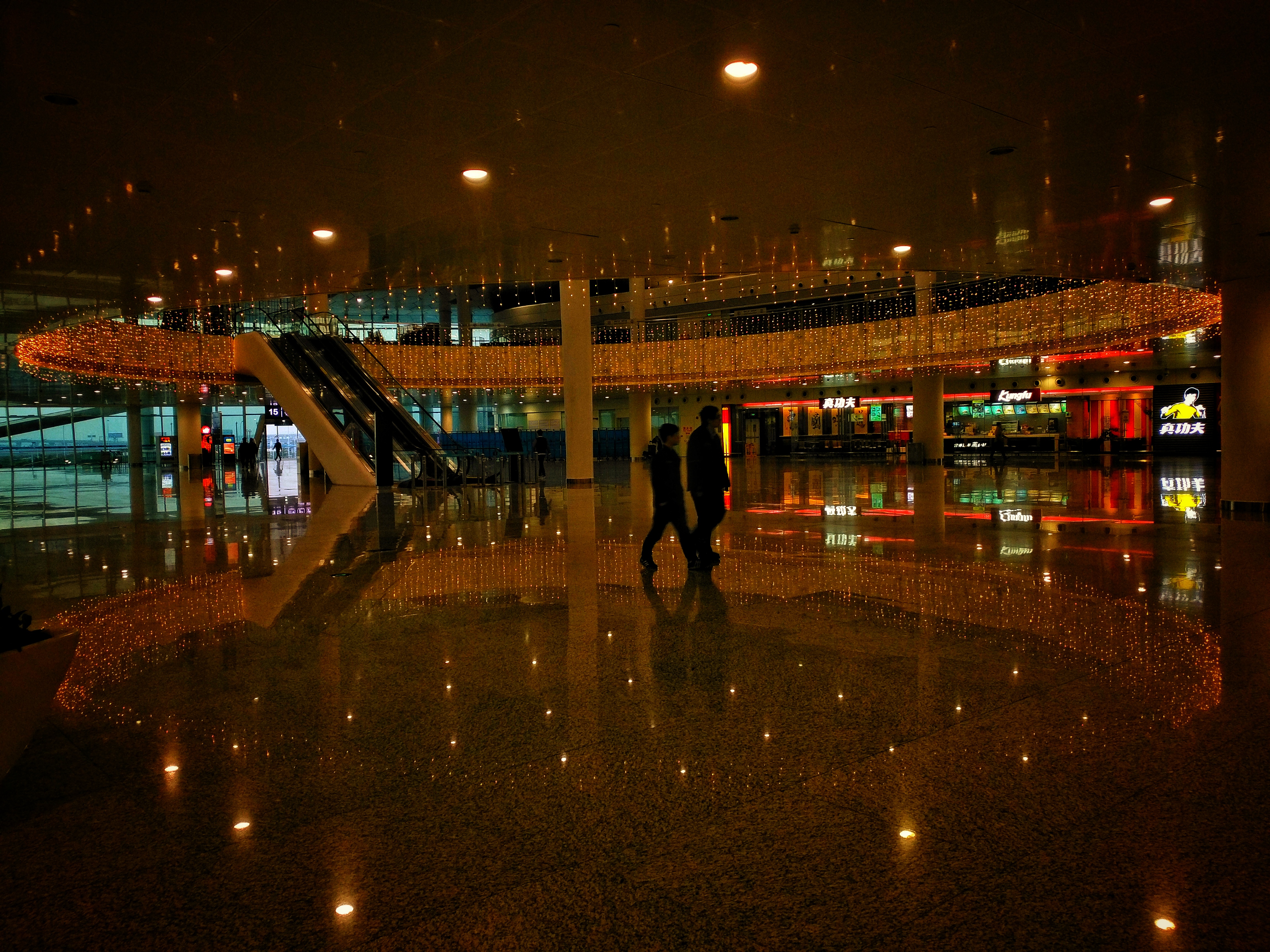 宝安机场夜景图片