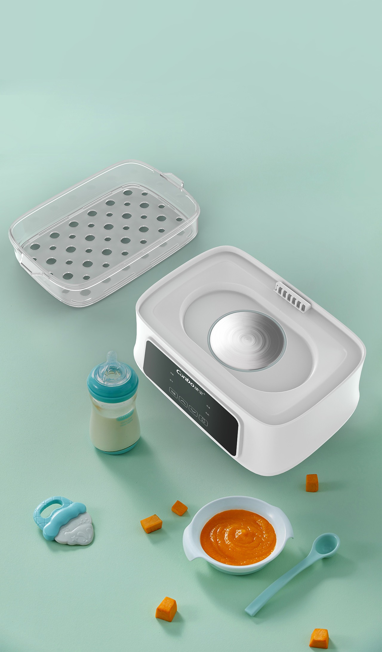 一组奶瓶消毒器