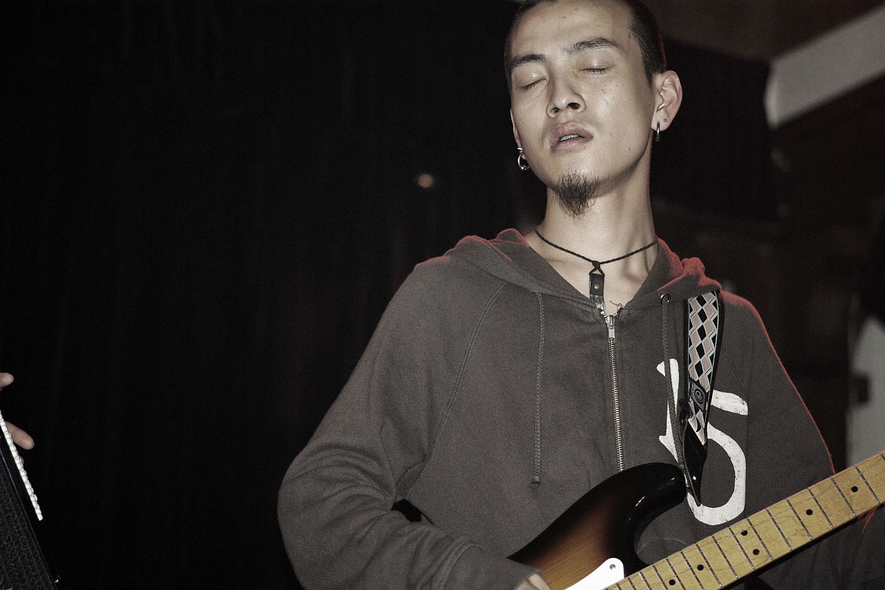 演出现场&nbsp;--&nbsp;张楚