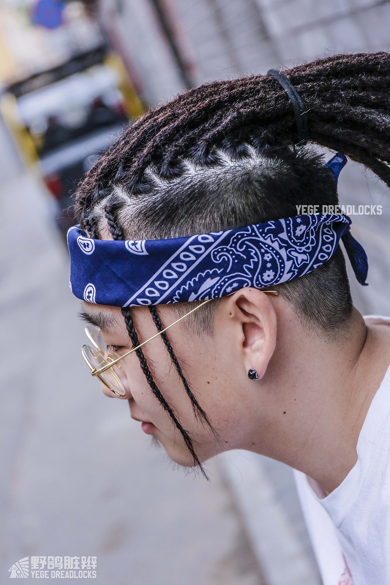 这是一位学美术的艺术生,非洲辫和脏辫的结合体北京/手工艺人/4年前