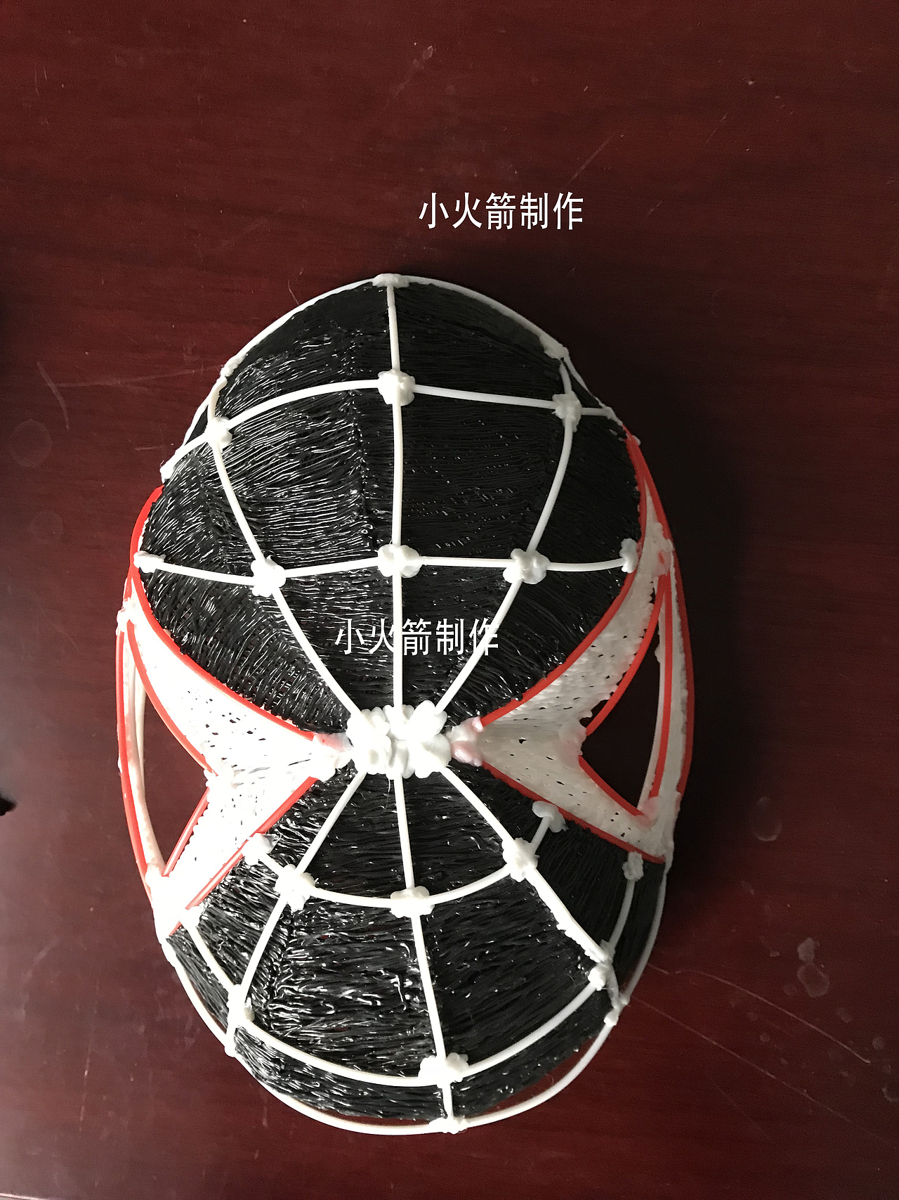 3D打印笔绘画,蜘蛛,和蜘蛛侠面具