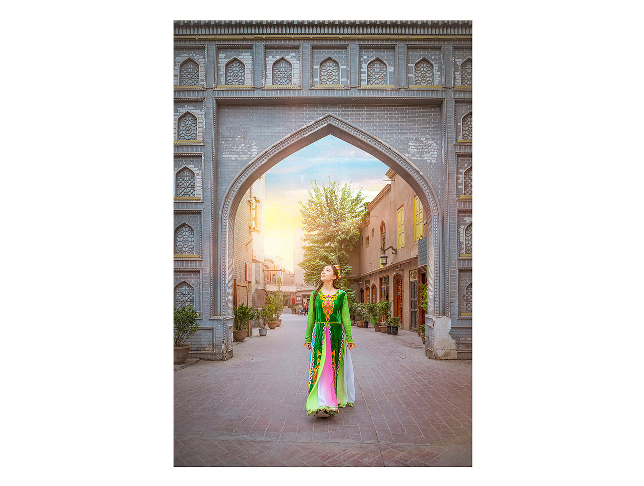 绿衣少女游喀什（图ZMjYwMDQ2MzIw） - 人像摄影 - 站酷设计师唐景词原创素材 - 站酷ZCOOL