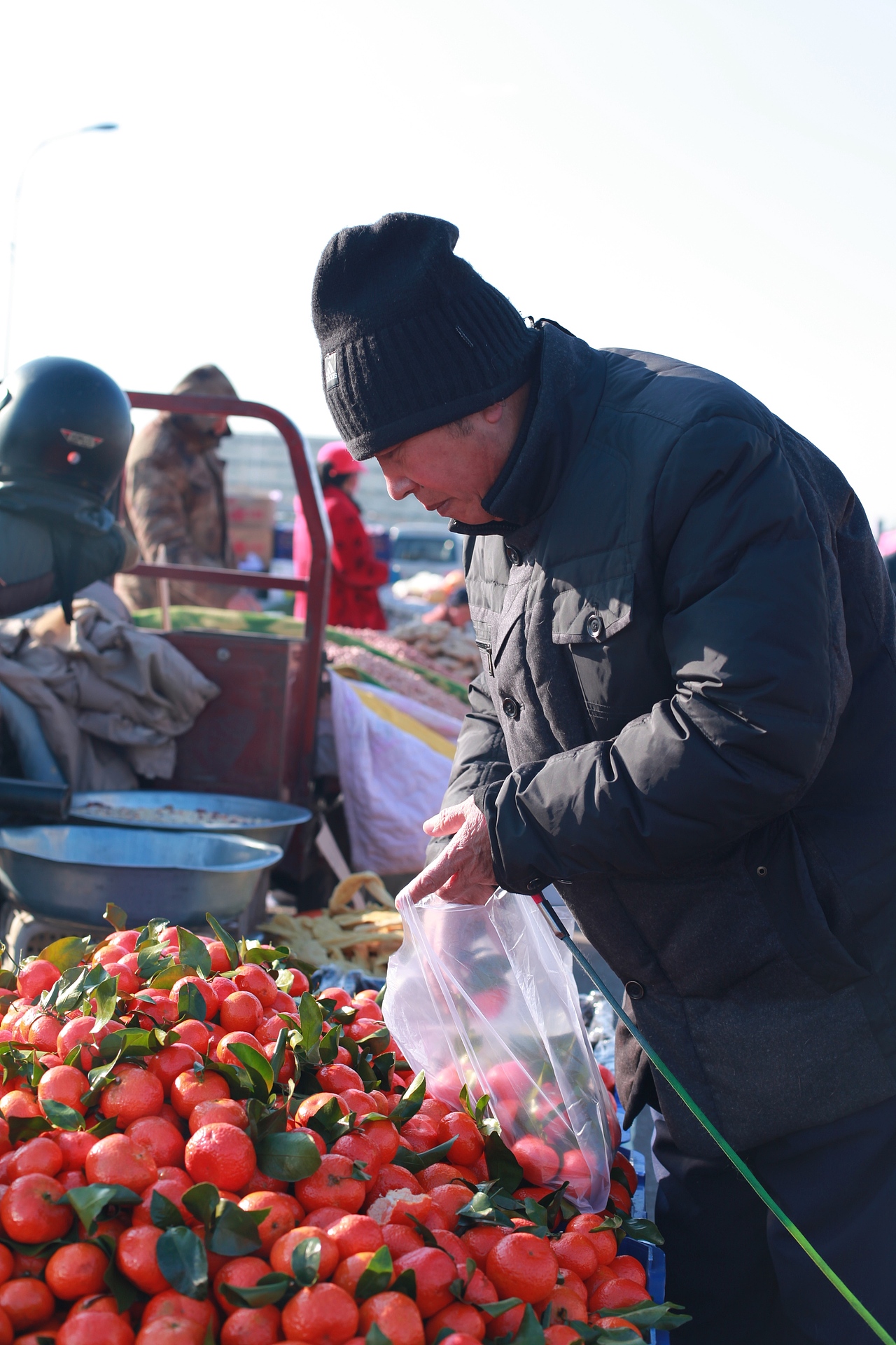冬日里的露天早市