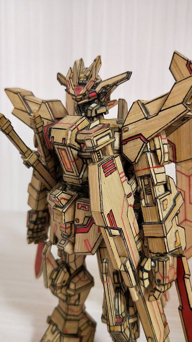 手工创作高达模型作品