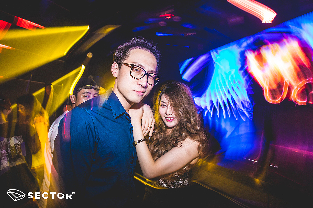 【小炒肉】SECTOR