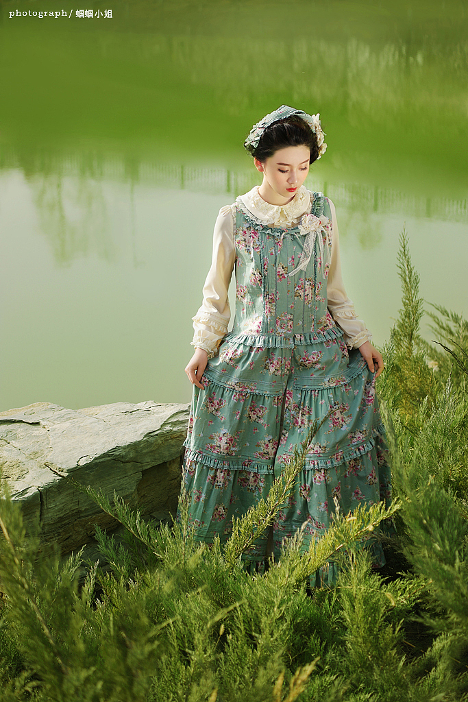 花の季（图ZMjY4Nzc0MTY=） - 人像摄影 - 站酷设计师摄影师蝈蝈小姐原创素材 - 站酷ZCOOL